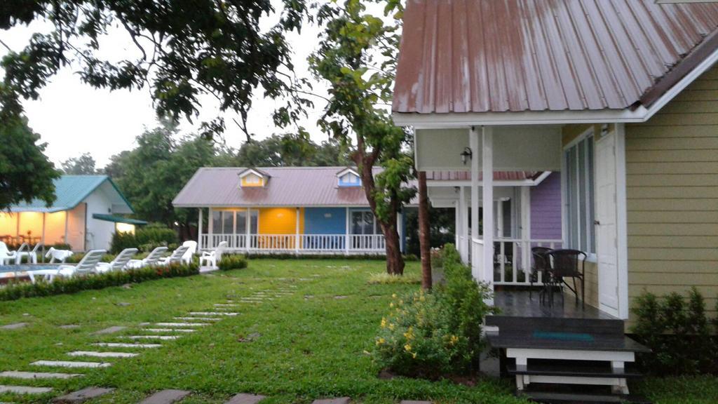 Bo Tree Cottage On The River Мукдахан Экстерьер фото