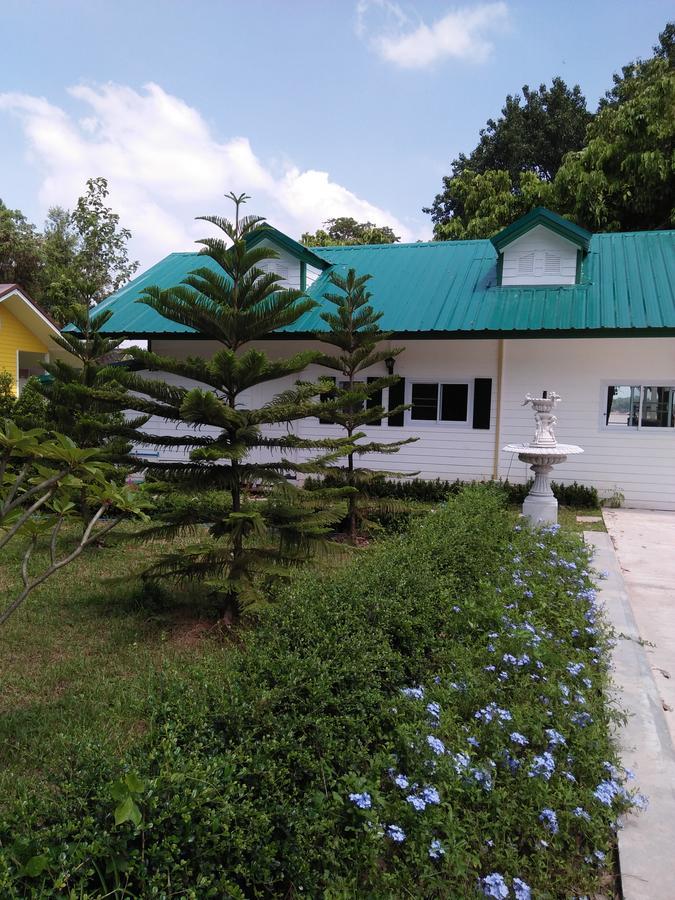 Bo Tree Cottage On The River Мукдахан Экстерьер фото