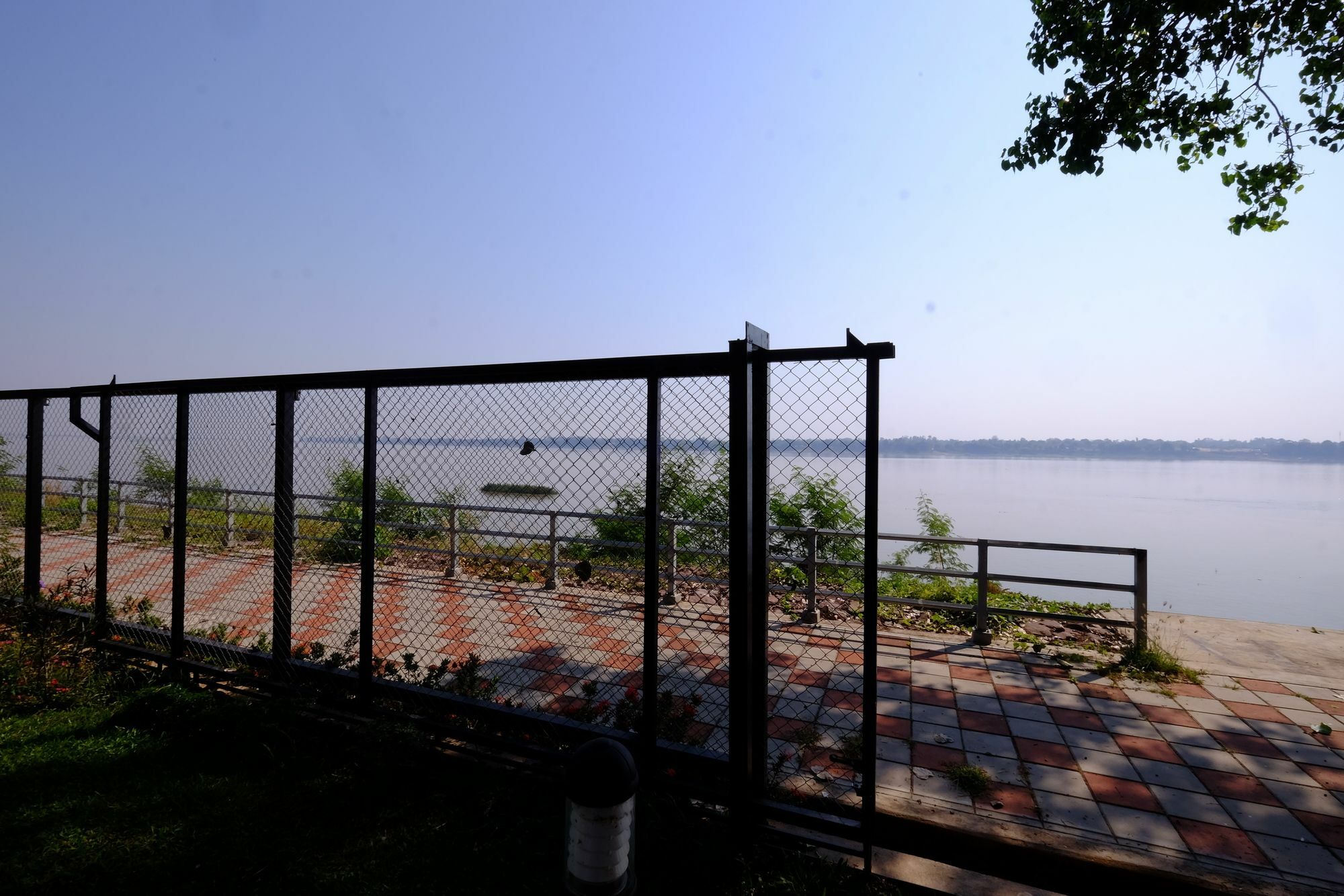 Bo Tree Cottage On The River Мукдахан Экстерьер фото